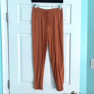 Uniqlo Loose Coral Polka Dot Joggers / Harem Pants